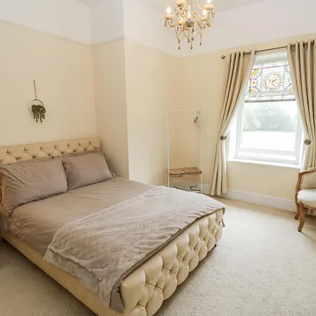 Cold Spring House Holiday home Bradford (West Yorkshire)